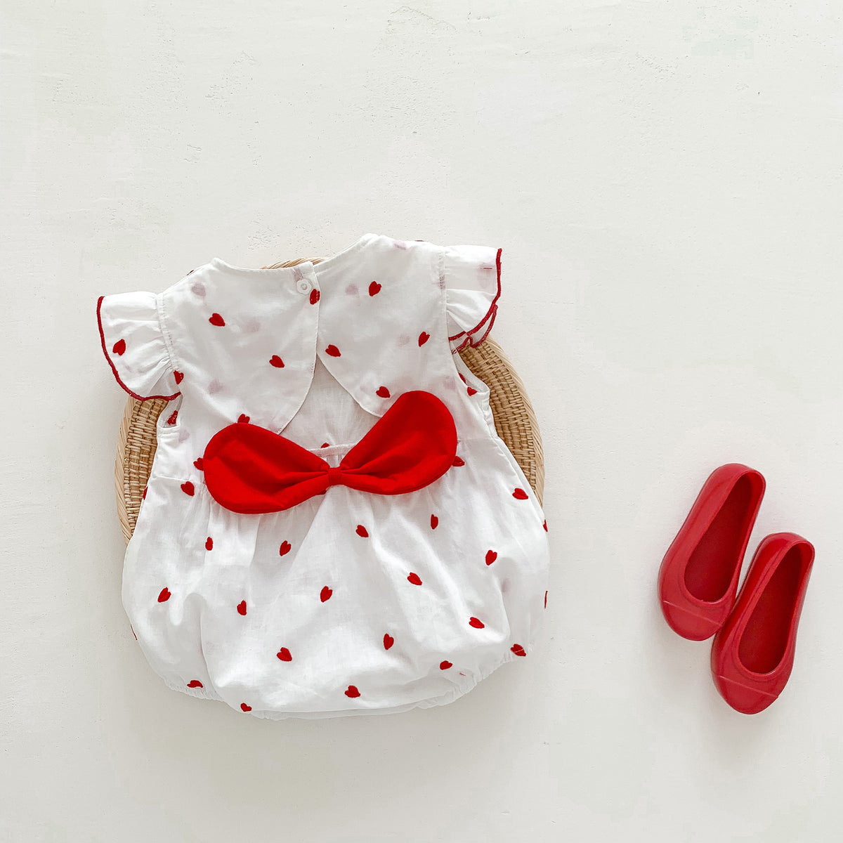 Baby Girls Love heart Print Rompers Wholesale 230315700