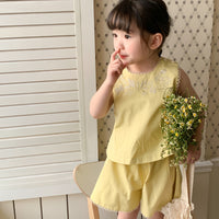 Load image into Gallery viewer, 2 Pieces Set Baby Kid Girls Flower Embroidered Tops And Shorts Wholesale 230321303
