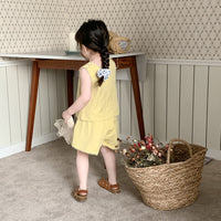 Load image into Gallery viewer, 2 Pieces Set Baby Kid Girls Flower Embroidered Tops And Shorts Wholesale 230321303
