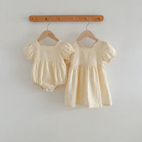 Load image into Gallery viewer, Baby Girls Solid Color Rompers Wholesale 230323552
