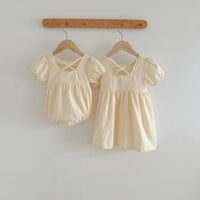 Load image into Gallery viewer, Baby Girls Solid Color Rompers Wholesale 230323552
