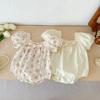 Load image into Gallery viewer, Baby Girls Flower Bow Print Rompers Wholesale 230403261
