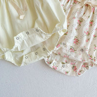Load image into Gallery viewer, Baby Girls Flower Bow Print Rompers Wholesale 230403261
