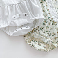 Load image into Gallery viewer, Baby Girls Flower Print Rompers And Hats Wholesale 230403377
