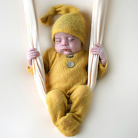 Load image into Gallery viewer, 2 Pieces Newborn Photography Solid Color Footed Jumpsuit With Hat Wholesale 23112307
