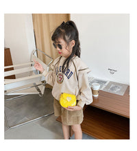 Load image into Gallery viewer, Kid Girl Love Heart Graphic Crossbody Bag Wholesale 10675760
