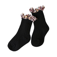 Load image into Gallery viewer, Girl Socks Foral Trim Wholesale 01961271
