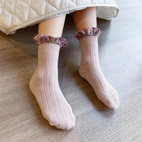 Load image into Gallery viewer, Girl Socks Foral Trim Wholesale 01961271
