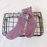 Load image into Gallery viewer, Girl Socks Foral Trim Wholesale 01961271
