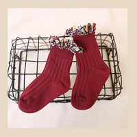 Load image into Gallery viewer, Girl Socks Foral Trim Wholesale 01961271
